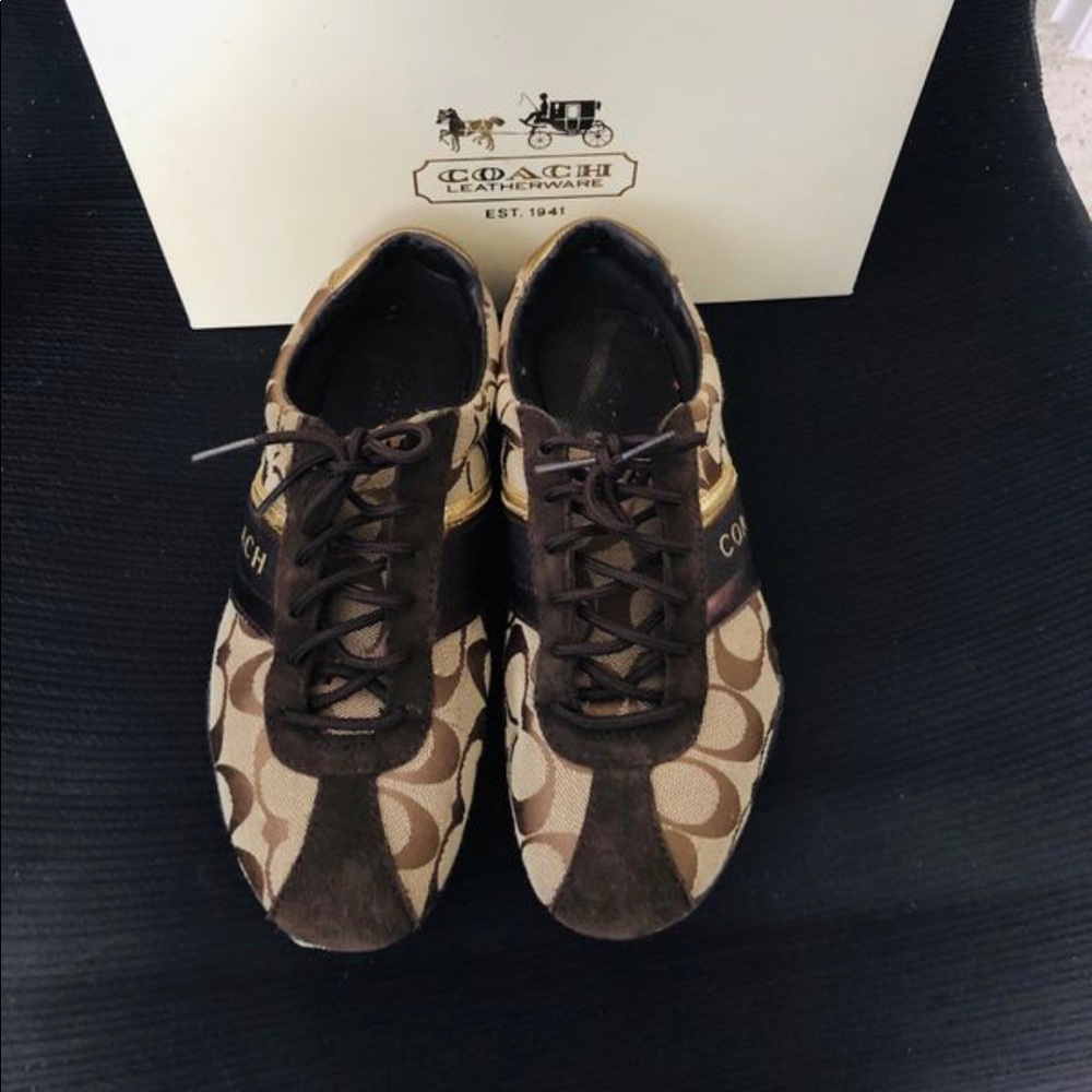 Coach Snickers size 6,5